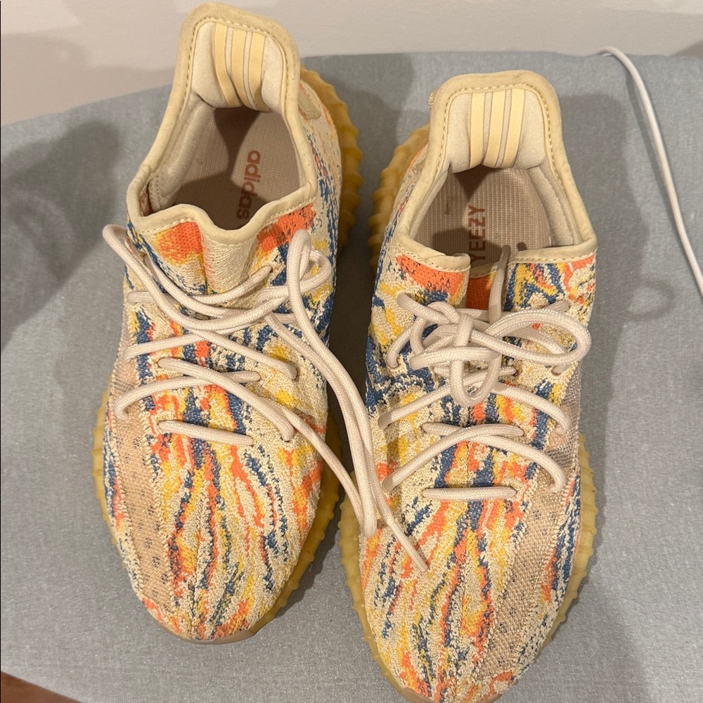 Adidas Yeezy Size 7